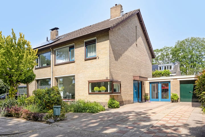 Reviusstraat 99 in Hengelo