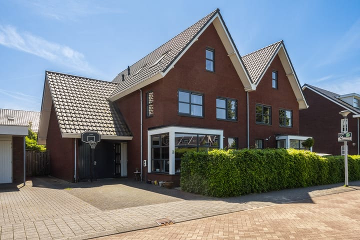 Rhemenshuizenstraat 3 in Zwolle