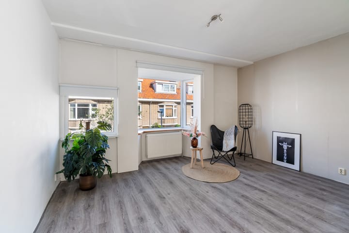 Rhenenstraat 90 in 's-Gravenhage foto