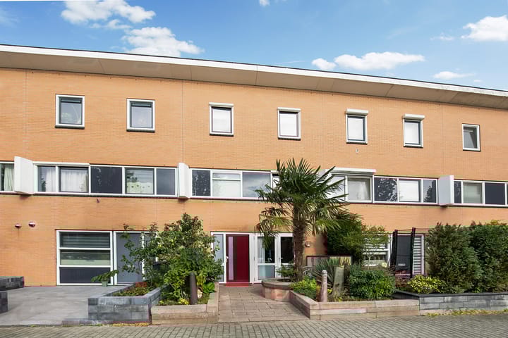 Rhienderstein 54 in Nieuw-Vennep