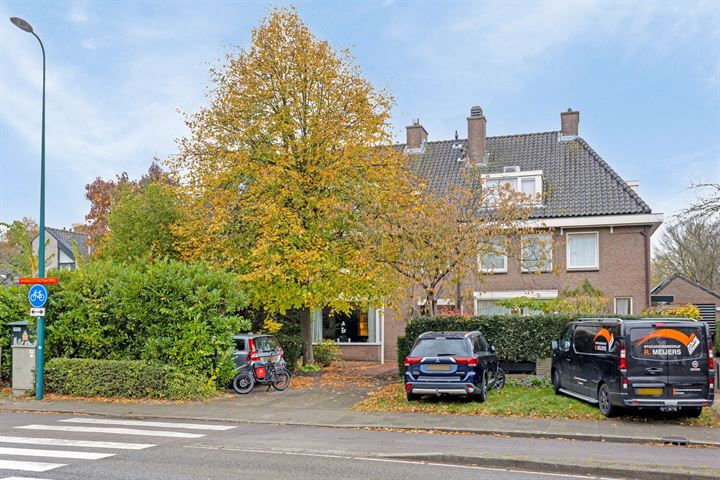 Rhijngeesterstraatweg 107 in Oegstgeest