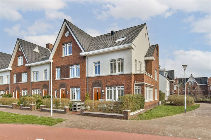 Rhijnhofweg 39 in Oegstgeest