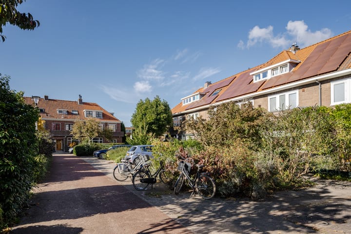 Rhododendronplein 14 in Heemstede