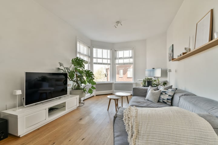Photo of property Rhododendronstraat 140, 's-Gravenhage