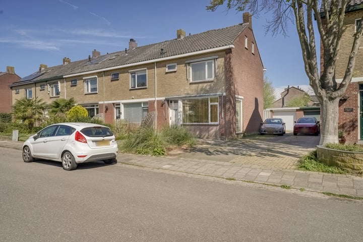 Rhynenburcherlaan 68 in Hazerswoude-Rijndijk