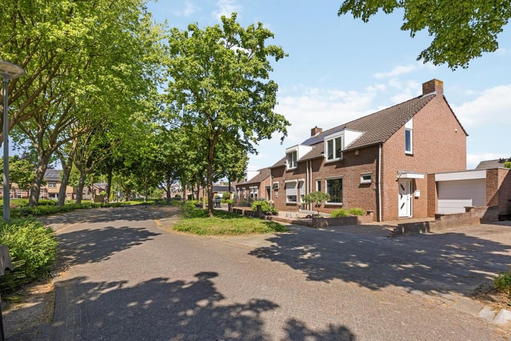 Ribesstraat 21 in Echt foto