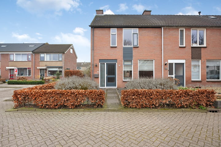 Ribesstraat 21 in Lutten