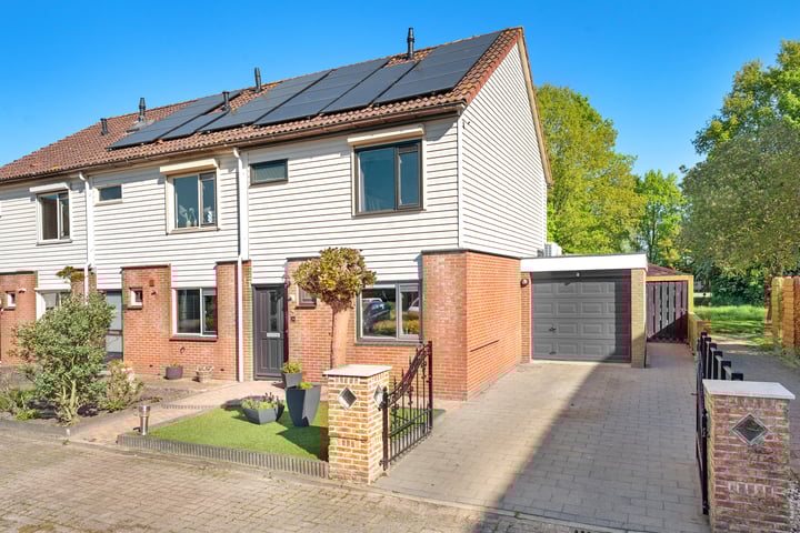 Ribesstraat 26 in Lutten