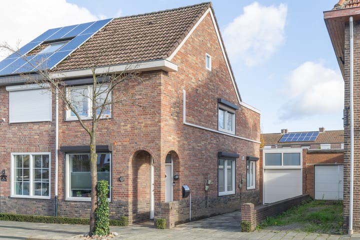 Ridder Hoenstraat 175 in Hoensbroek