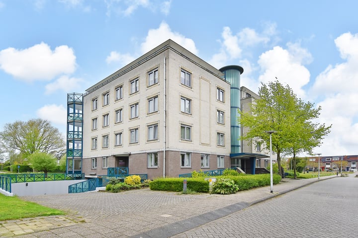 Ridderspoor 36 in Nootdorp