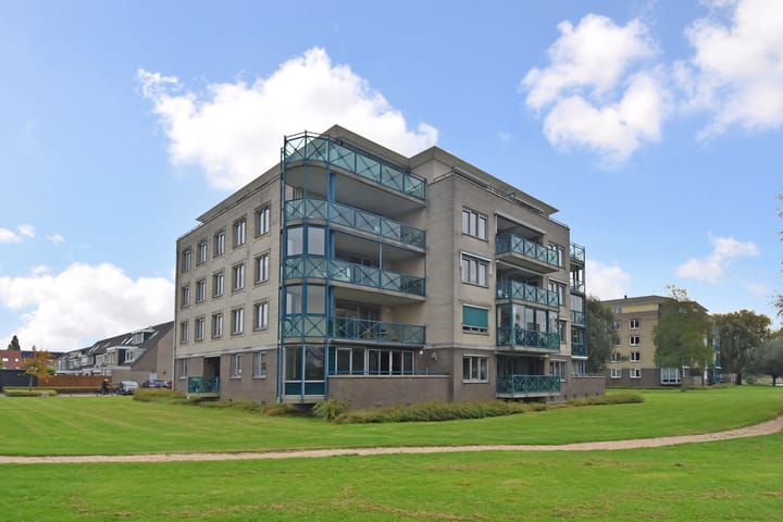 Ridderspoor 8 in Nootdorp
