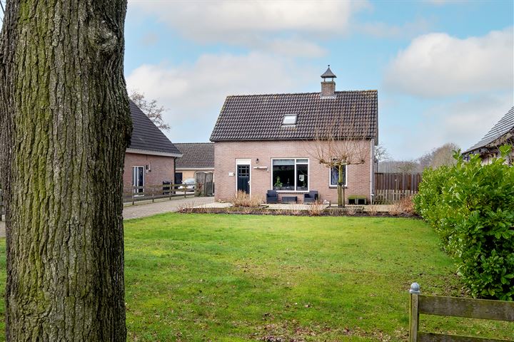 Riegshoogtendijk 12 in Hollandscheveld