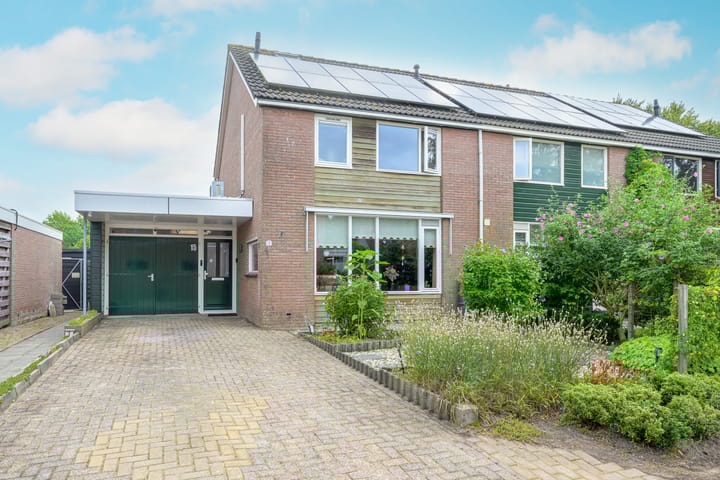 Rietakker 15 in Midwoud