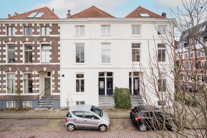 Rietgrachtstraat 31 in Arnhem foto