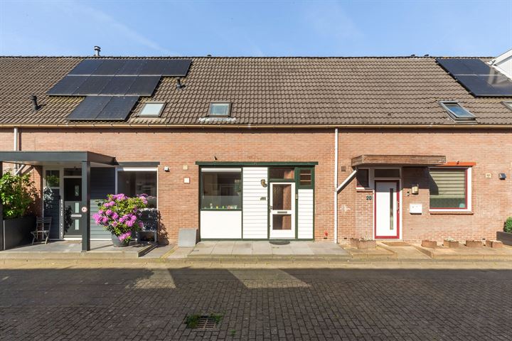 Rietsnijder 22 in Spijkenisse