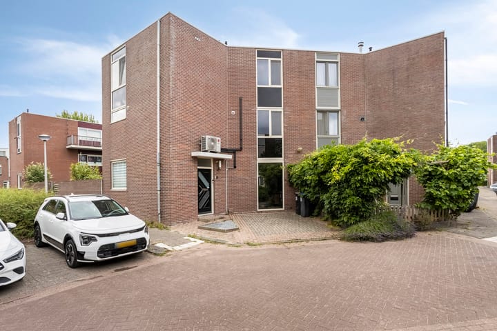 Rietsnijder 34 in Spijkenisse photo