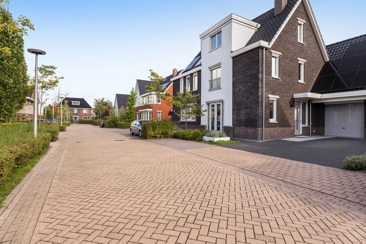 Rietzanger 8 in Hendrik-Ido-Ambacht