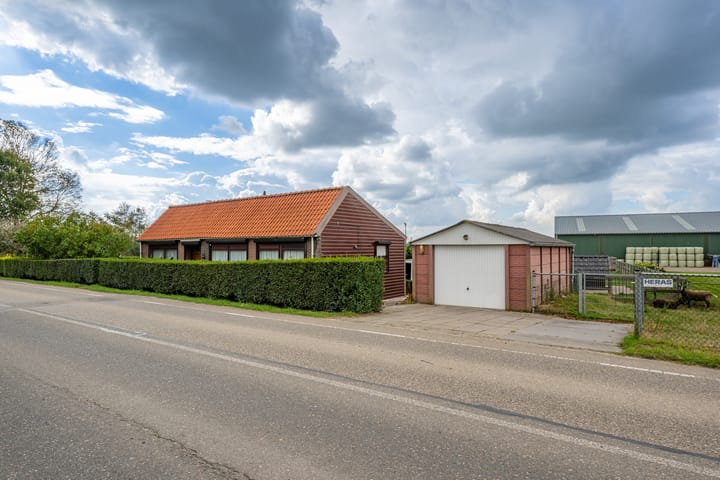 Rijksstraatweg 1 in Vierpolders
