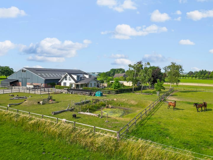 Rijksstraatweg 210 in Teuge
