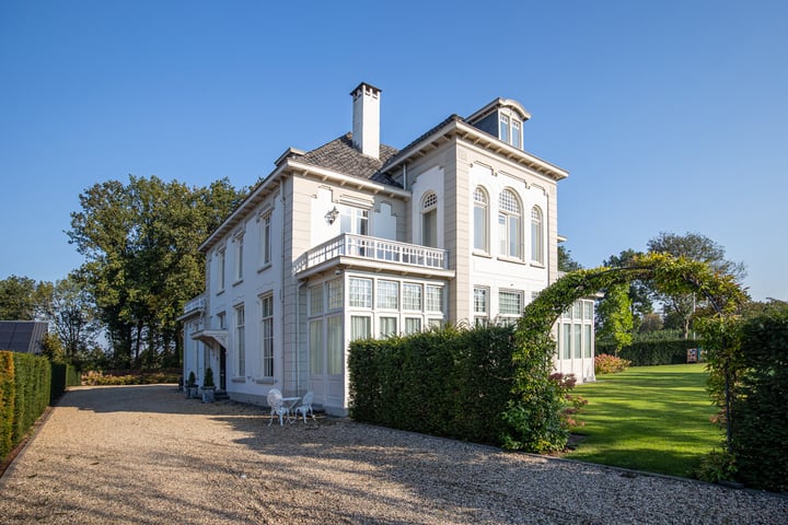 Rijksstraatweg 75 in Warnsveld