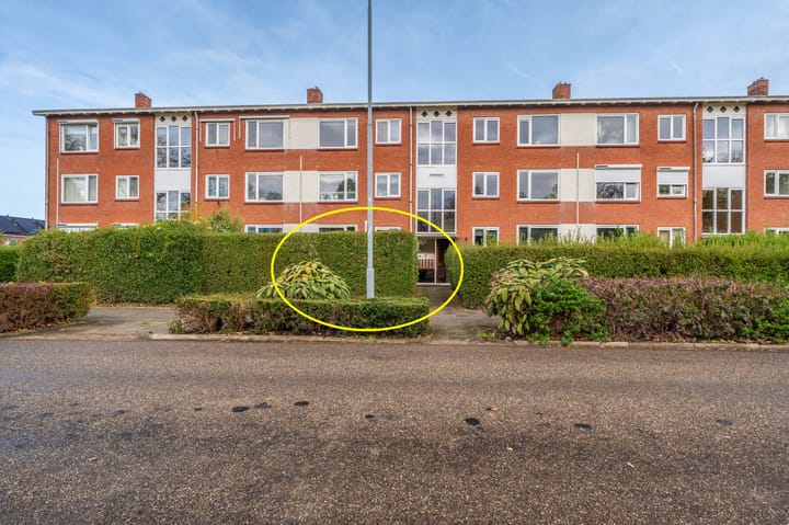 Photo of property Rijksweg 125, Delfzijl