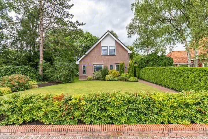 Rijksweg 53 in Ten Boer