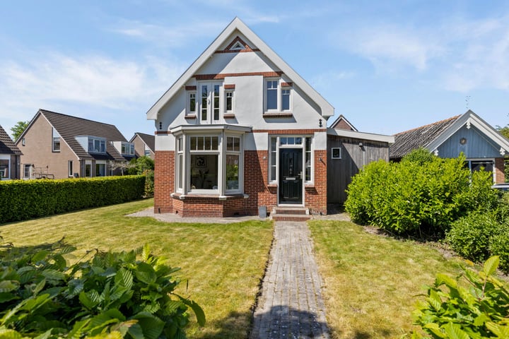 Photo of property Rijksweg 66, Jirnsum