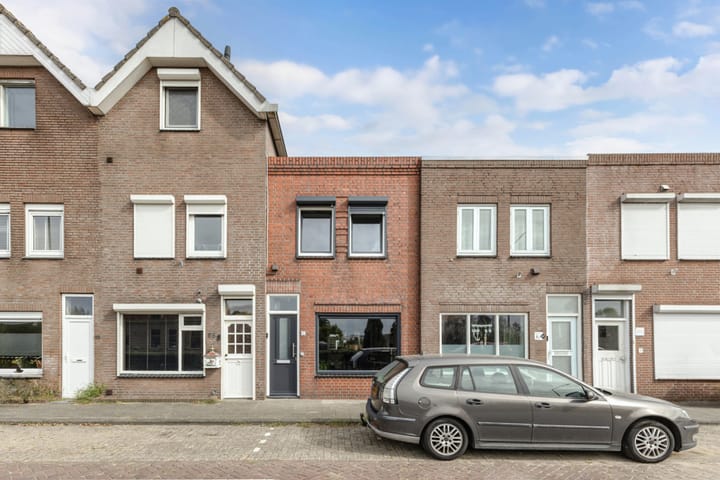 Rijksweg 67 in Dorst photo