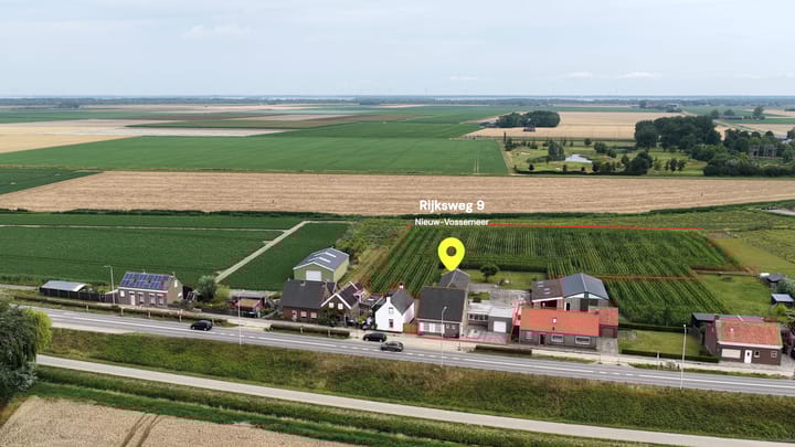 Rijksweg 9 in Nieuw-Vossemeer foto