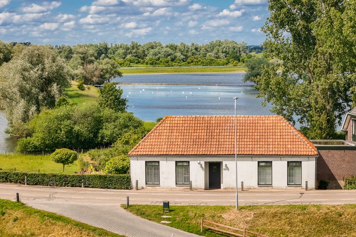 Rijnbandijk 26 in Opheusden