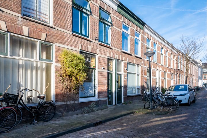 Rijndijkstraat 21 en Leiden foto