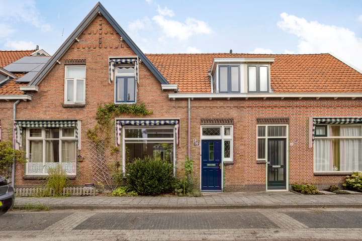 Rijnegommerstraat 19 in Zoeterwoude