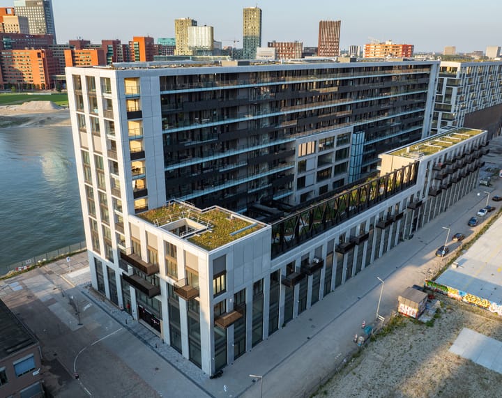 Rijnhavenkade 158 in Rotterdam foto