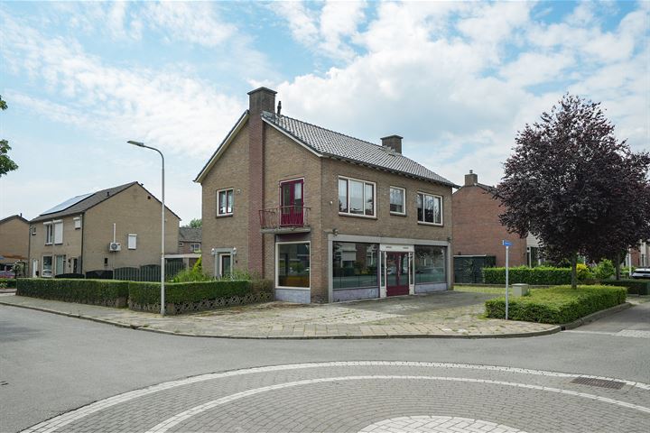 Rijnstraat 11 in Doornenburg