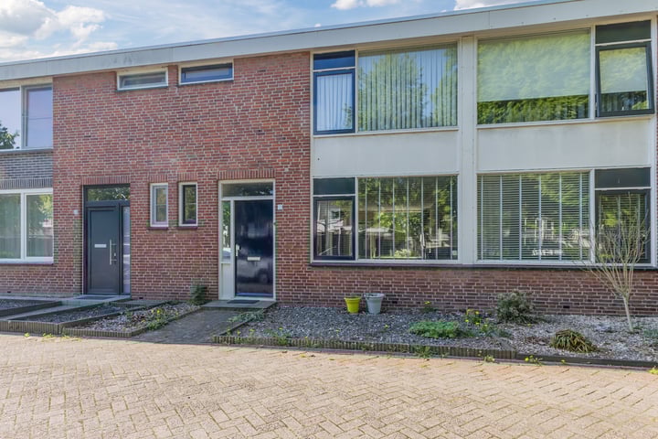 Rijnstraat 3 in Budel foto