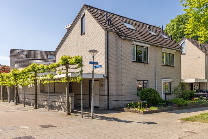 Rijnstraat 5 in Enschede foto