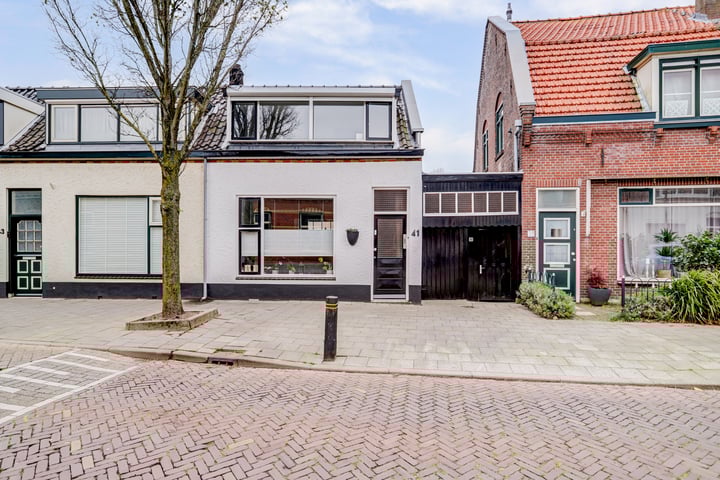 Rijnweg 41 in Monster