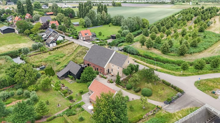 Rijsdijk 109 in Rhoon