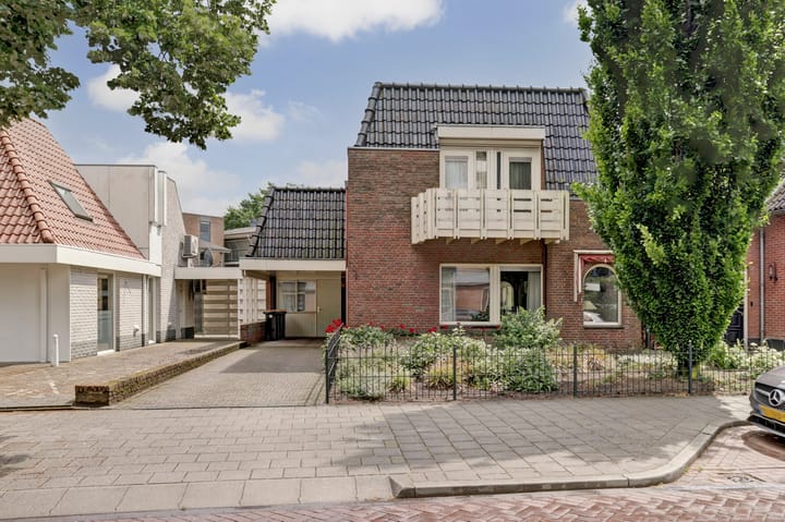 Rijssensestraat 3 in Wierden