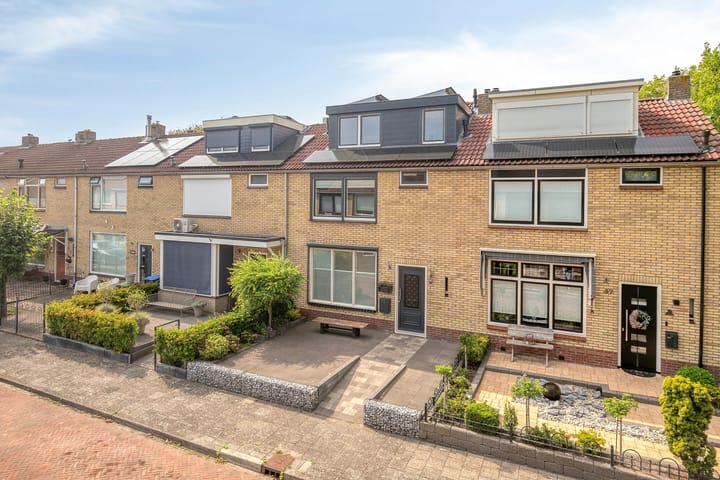 Photo of property Rikkert Jacobstraat 35, Bunschoten-Spakenburg