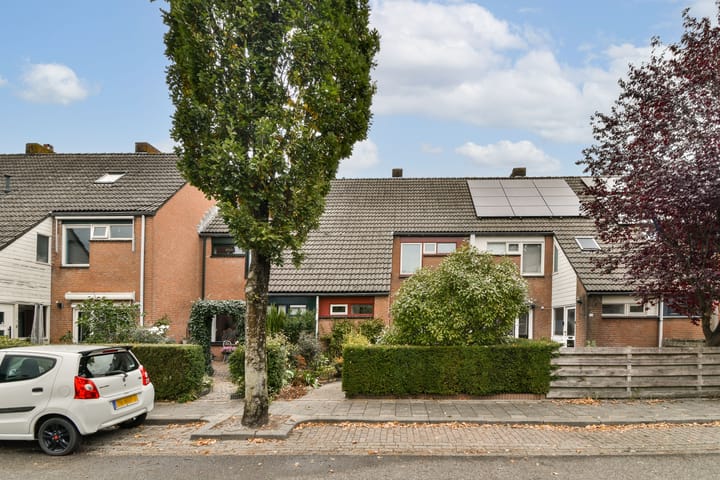 Photo of property Ring 110, Hendrik-Ido-Ambacht