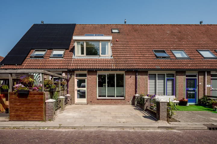 Ringdijk 347 in Lelystad Foto