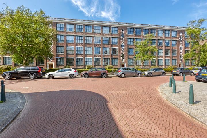 Riouwstraat 84C in 's-Gravenhage