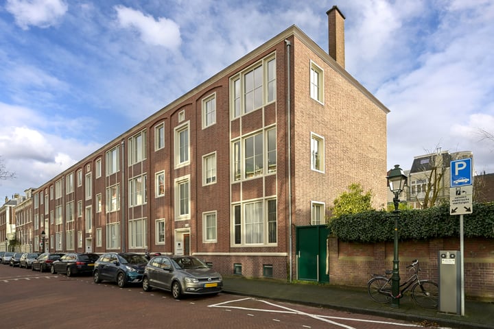 Riouwstraat 97B in 's-Gravenhage