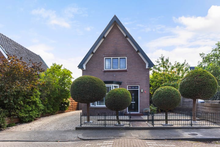 Photo of property Ritbroekdwarsstraat 9, Apeldoorn