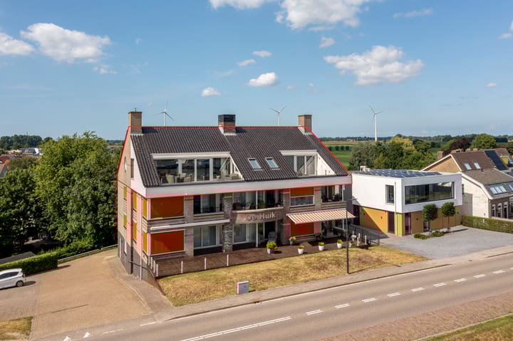 Rivierdijk 199 in Hardinxveld-Giessendam