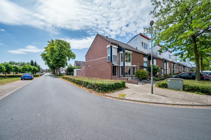 Riviersingel 21 in Tegelen