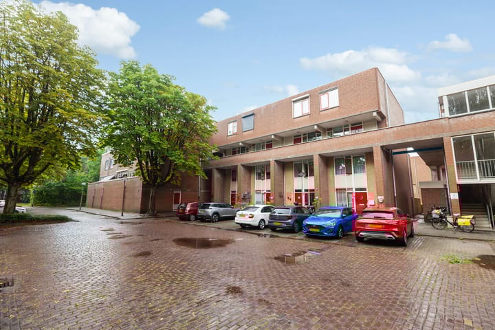 Photo of property Robert Schumanring 101, Vlaardingen