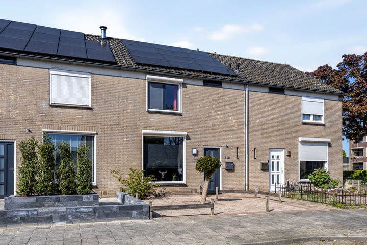 Foto van woning Robert Scottstraat 112, Enschede