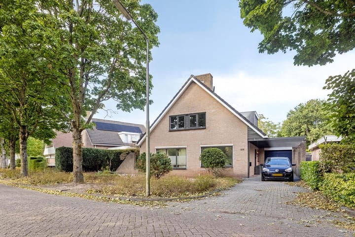 Robijndijk 104 in Roosendaal Foto